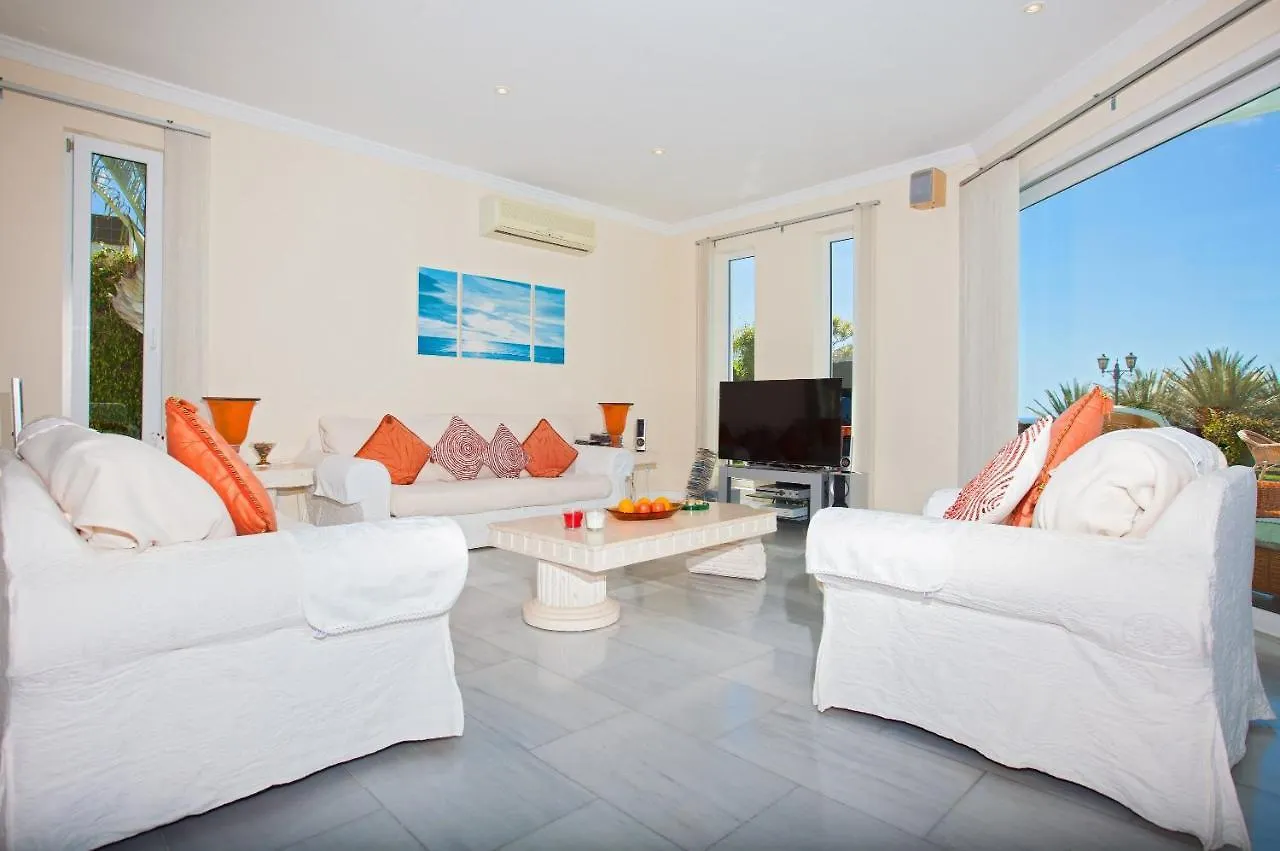Bright And Spacious Puerto Calero Villa 3 Bedrooms Villa Viejo Dos Private Pool Wonderful Scenic Views Lanzarote Yaiza